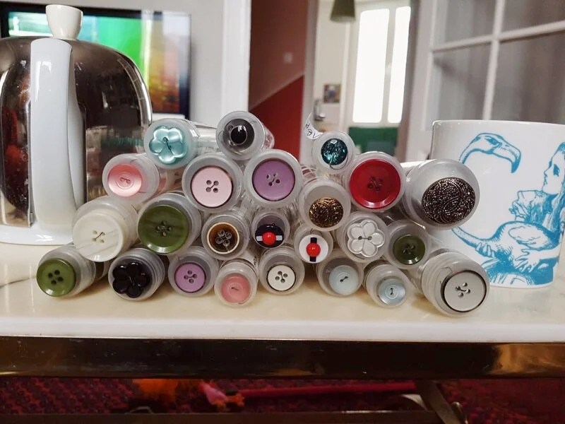  Il y a les tubes récupérés de la mercerie Milh 