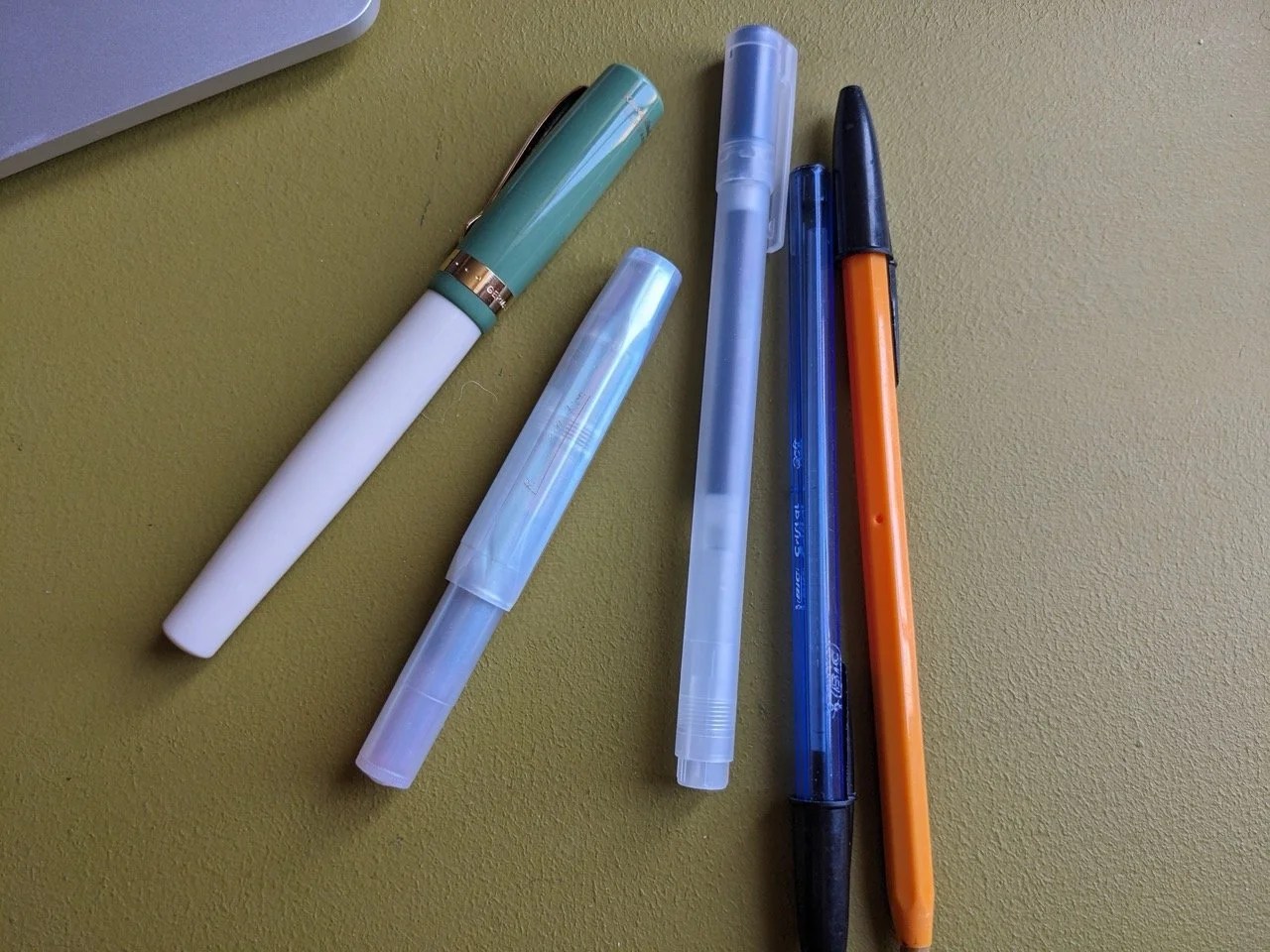   Les chouchoux. Mais le vrai chouchou est porté disparu. Sujet d’un prochain Kal Mystère peut-être ?  