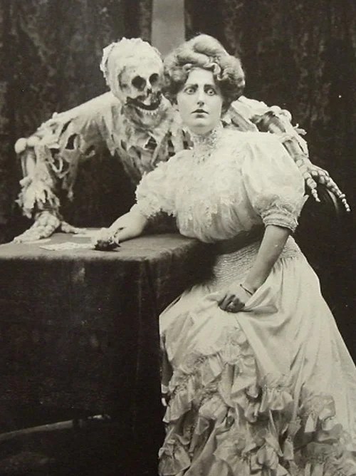 Stickgälskroks, naufrages, maillots et&nbsp;fantômes.