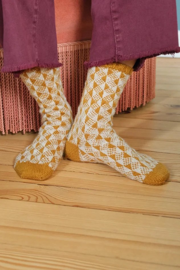 Les chaussettes Biscuit et les nouvelles fraîches (avec mes erreurs de tricot&nbsp;dedans…)